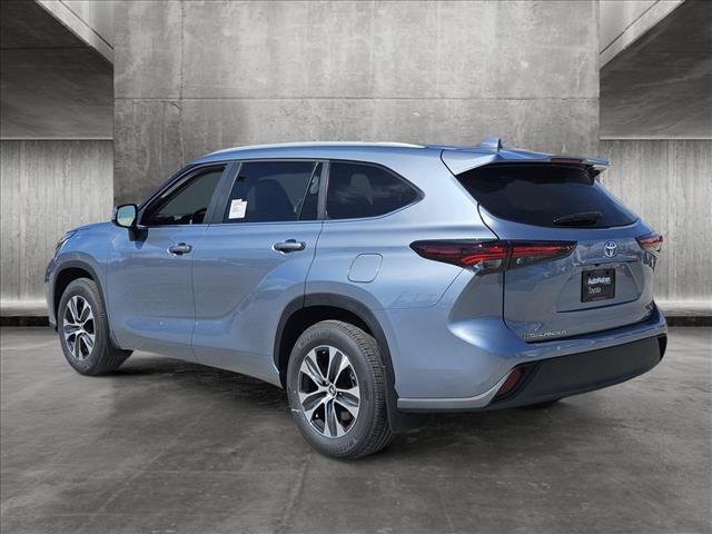 2024 Toyota Highlander XLE 9