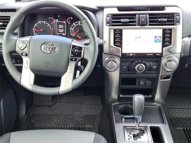 2024 Toyota 4Runner SR5 18