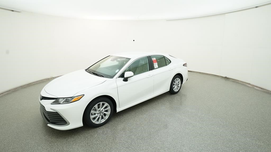 Camry LE 2.5L 4-Cylinder 8-Speed Automatic [0]