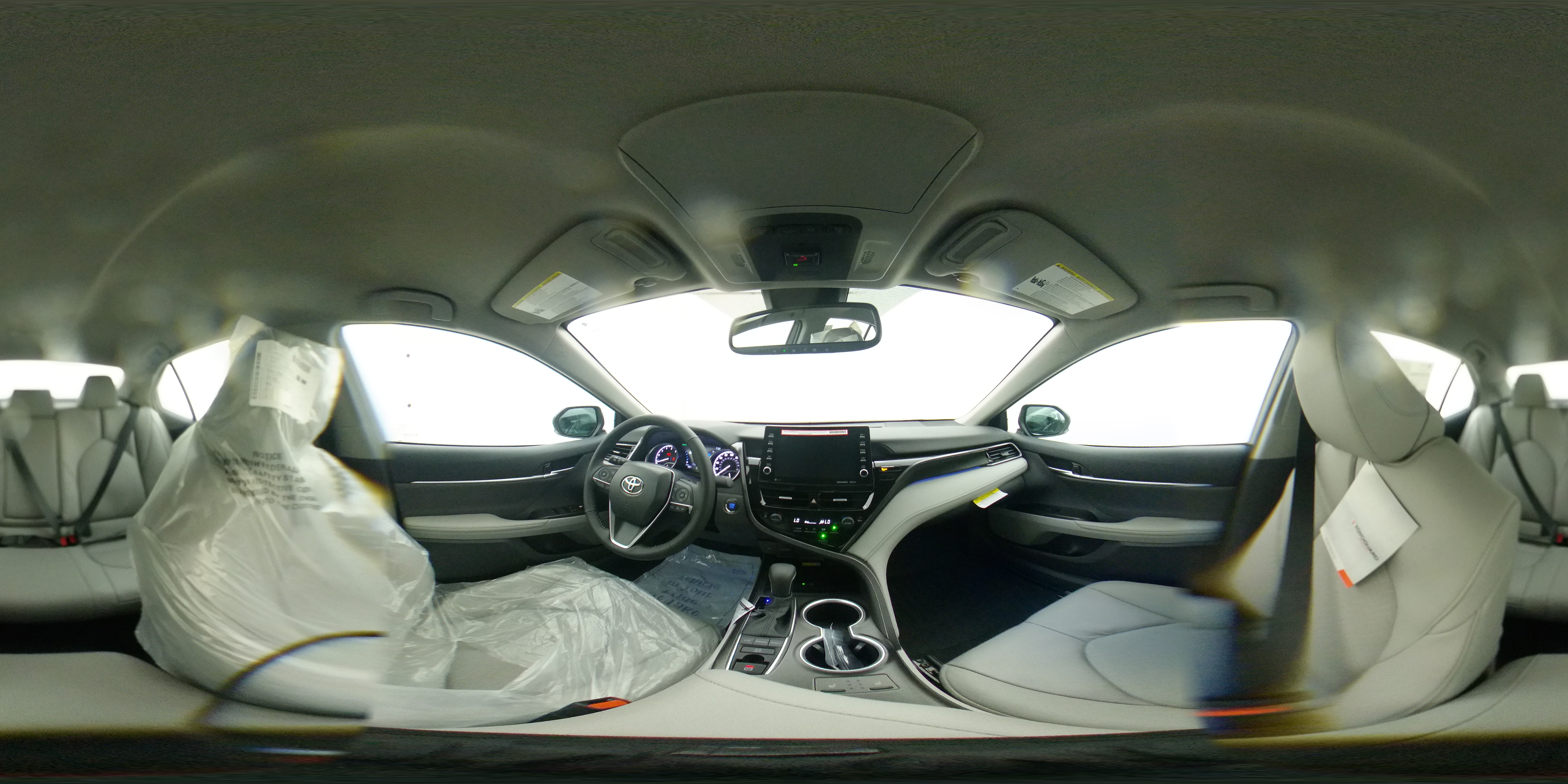 New 2024 MIDNIGHT BLACK METALLIC Toyota XLE 360 Panorama 1