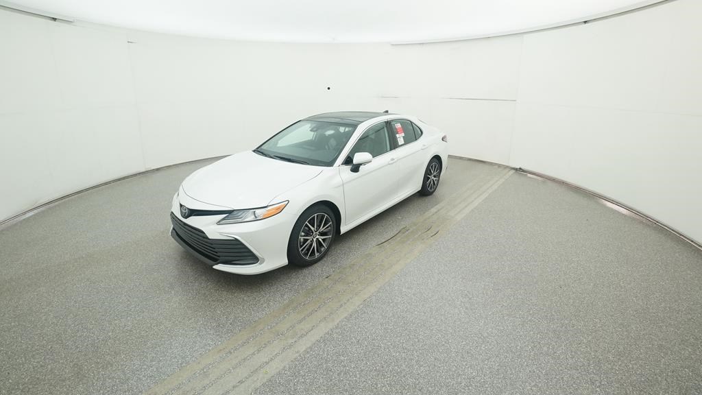 Camry XLE 2.5L 4-Cylinder 8-Speed Automatic [11]
