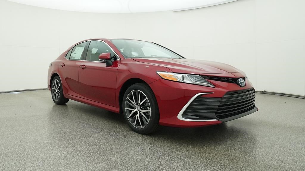 New 2024 Toyota Camry Hybrid in Ft. Lauderdale, FL