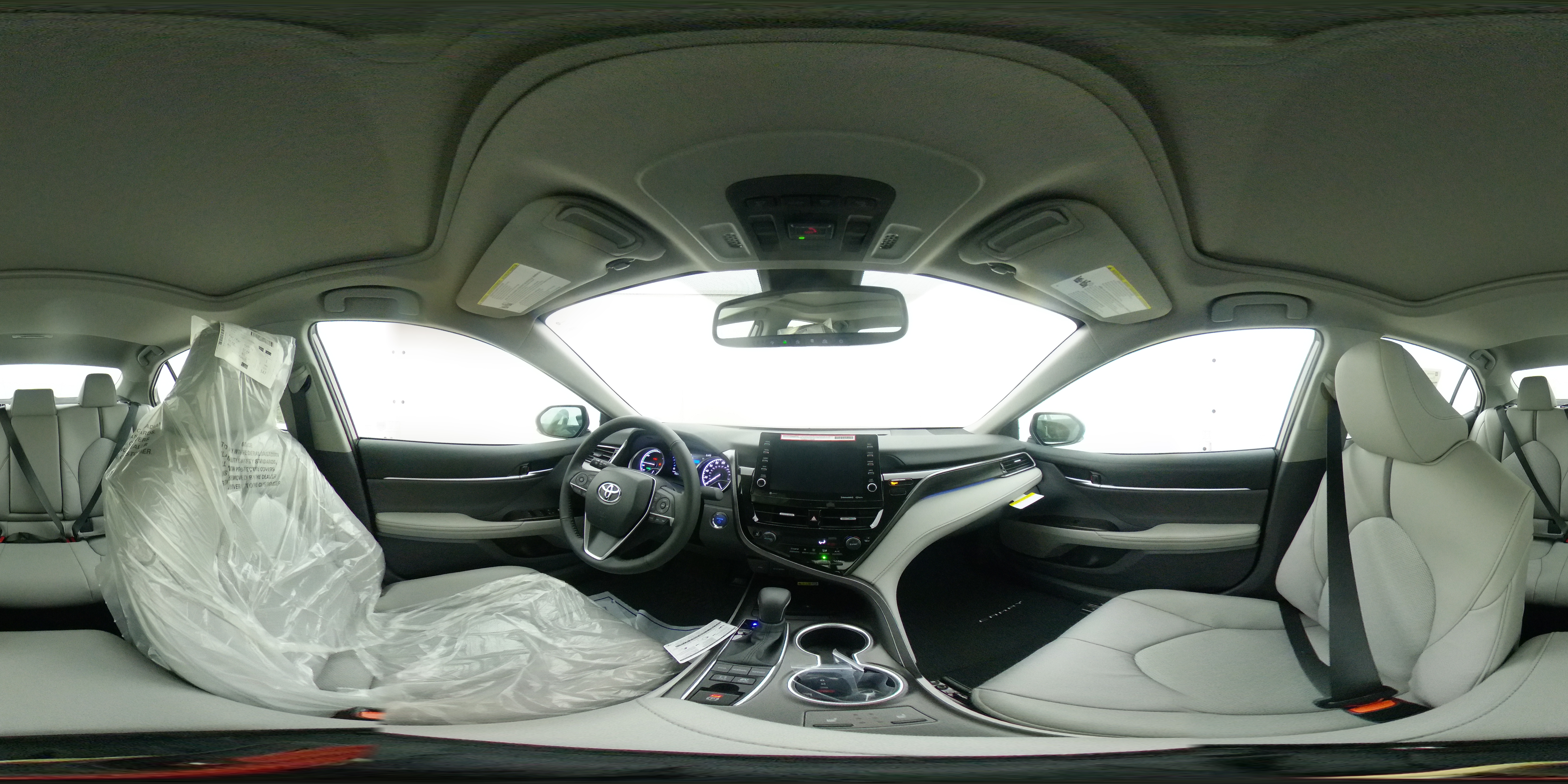 New 2024 PREDAWN GRAY MICA Toyota XLE 360 Panorama 1