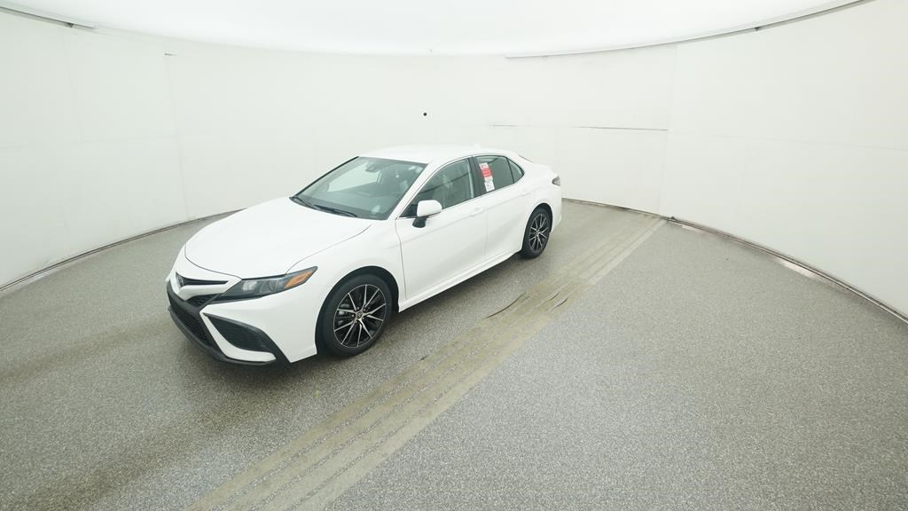 Camry SE 2.5L 4-Cylinder 8-Speed Automatic [6]