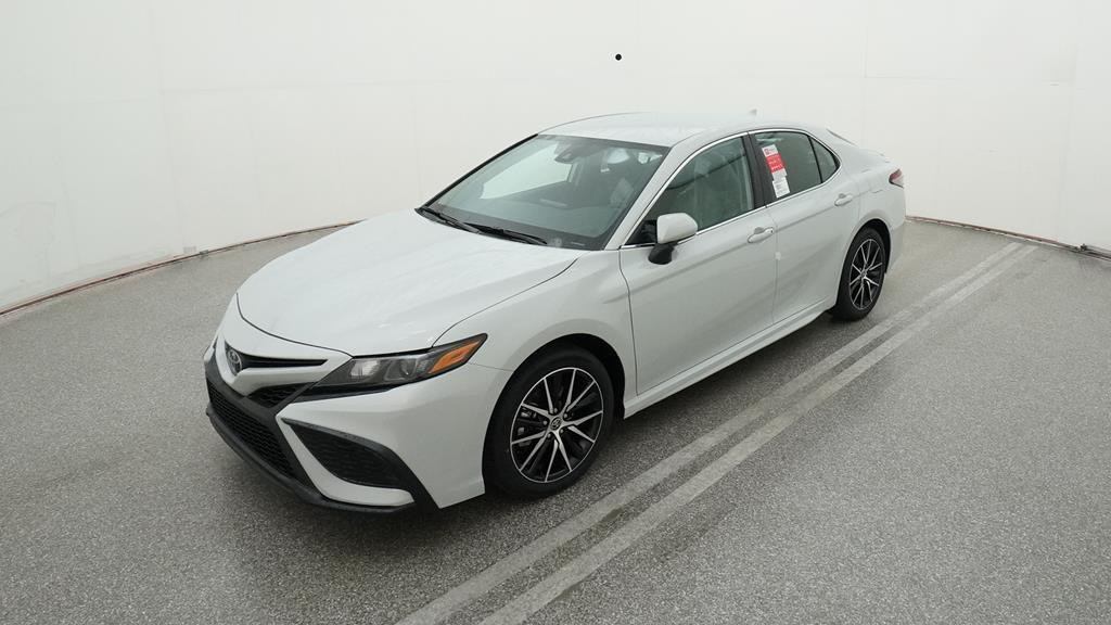 Camry SE 2.5L 4-Cylinder 8-Speed Automatic [4]