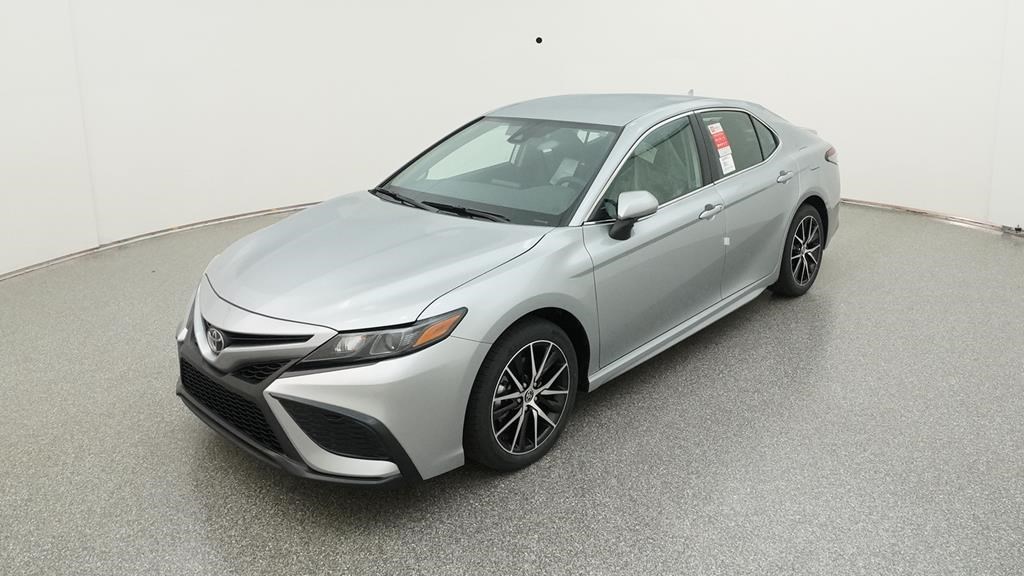 Camry SE 2.5L 4-Cylinder 8-Speed Automatic [14]