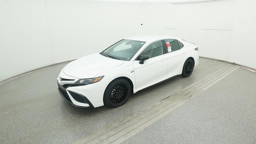 Camry SE 2.5L 4-Cylinder 8-Speed Automatic [12]