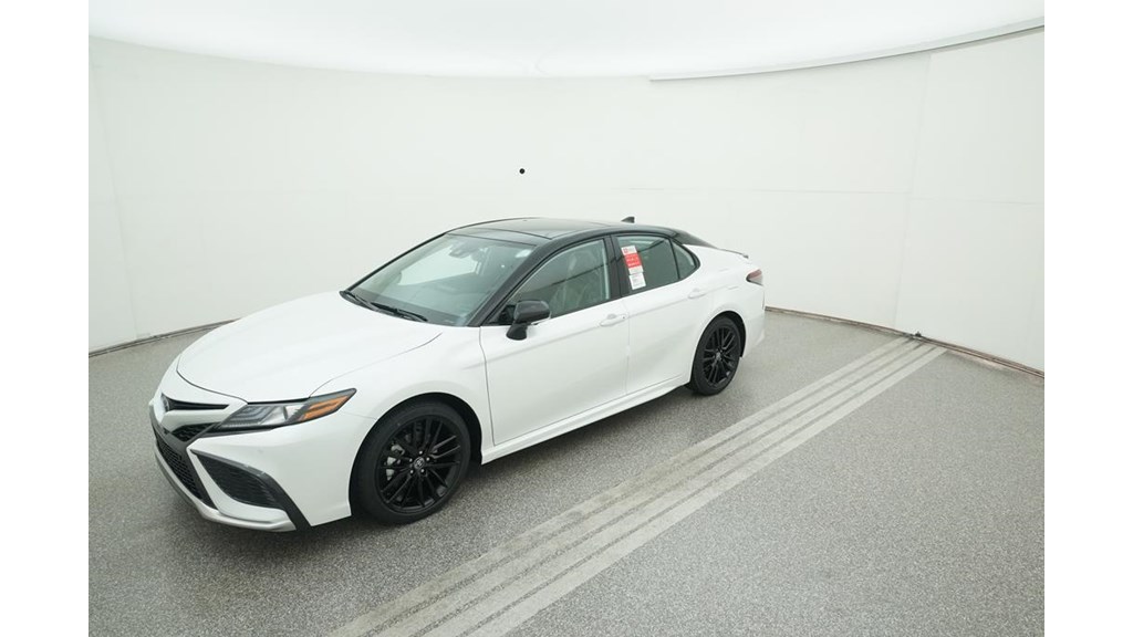 Camry XSE 2.5L 4-Cylinder 8-Speed Automatic [8]