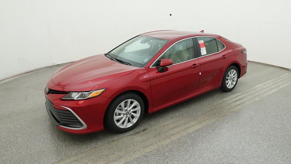 Camry LE 2.5L 4-Cylinder 8-Speed Automatic [2]