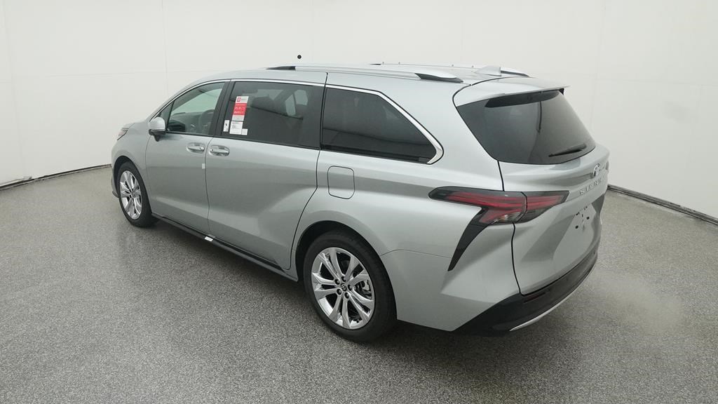 New 2023 Toyota Sienna in Venice, FL