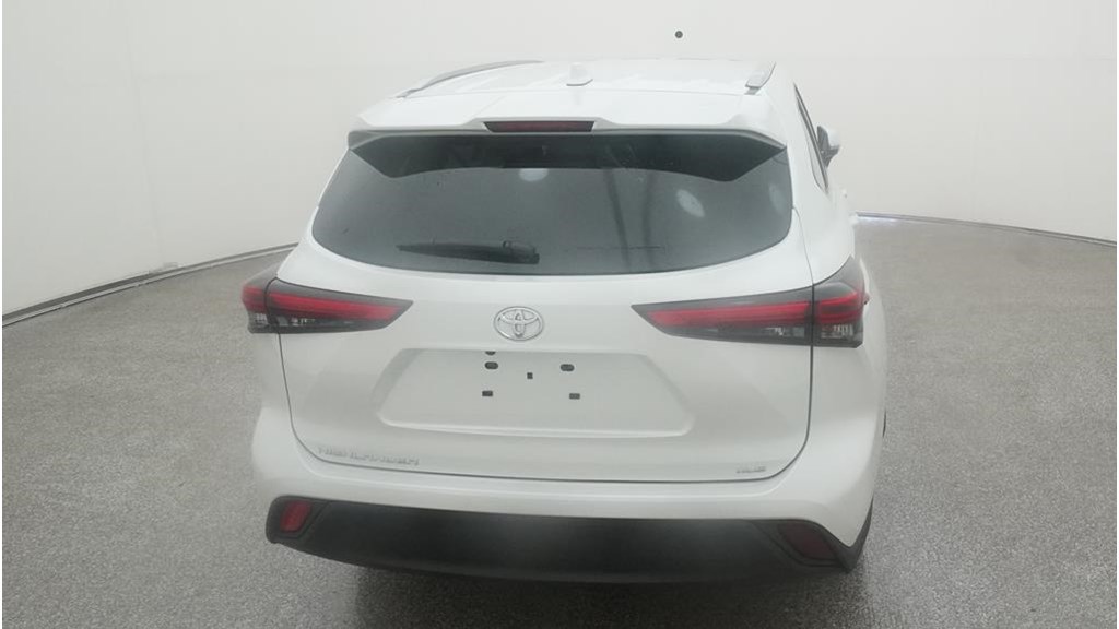 New 2022 Toyota Highlander in Lakeland, FL