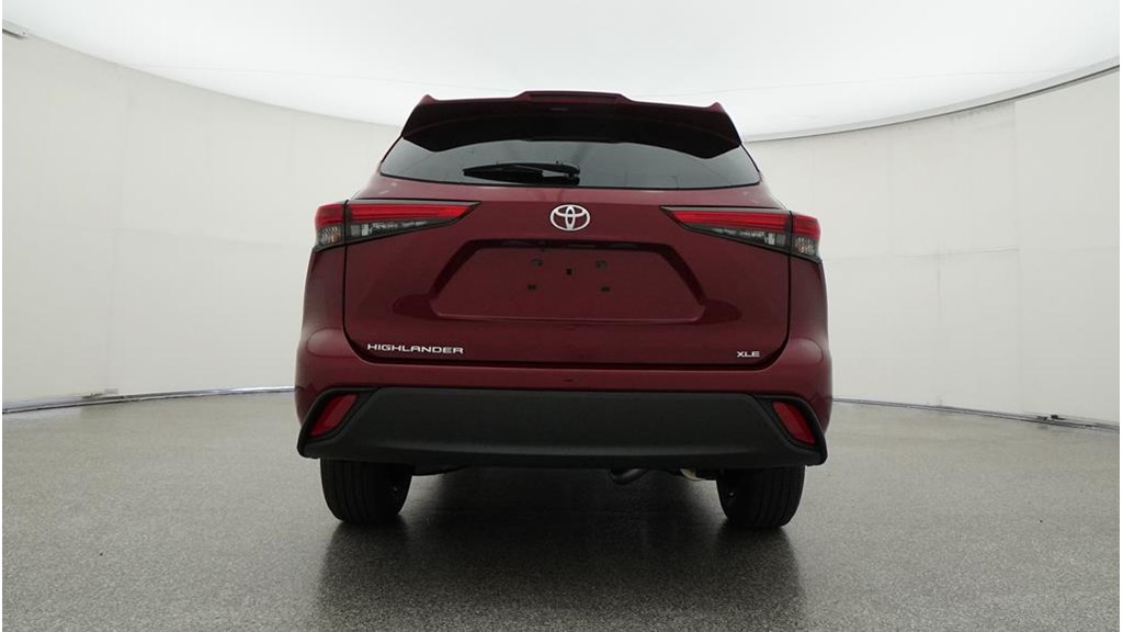 New 2022 Toyota Highlander in Waycross, GA