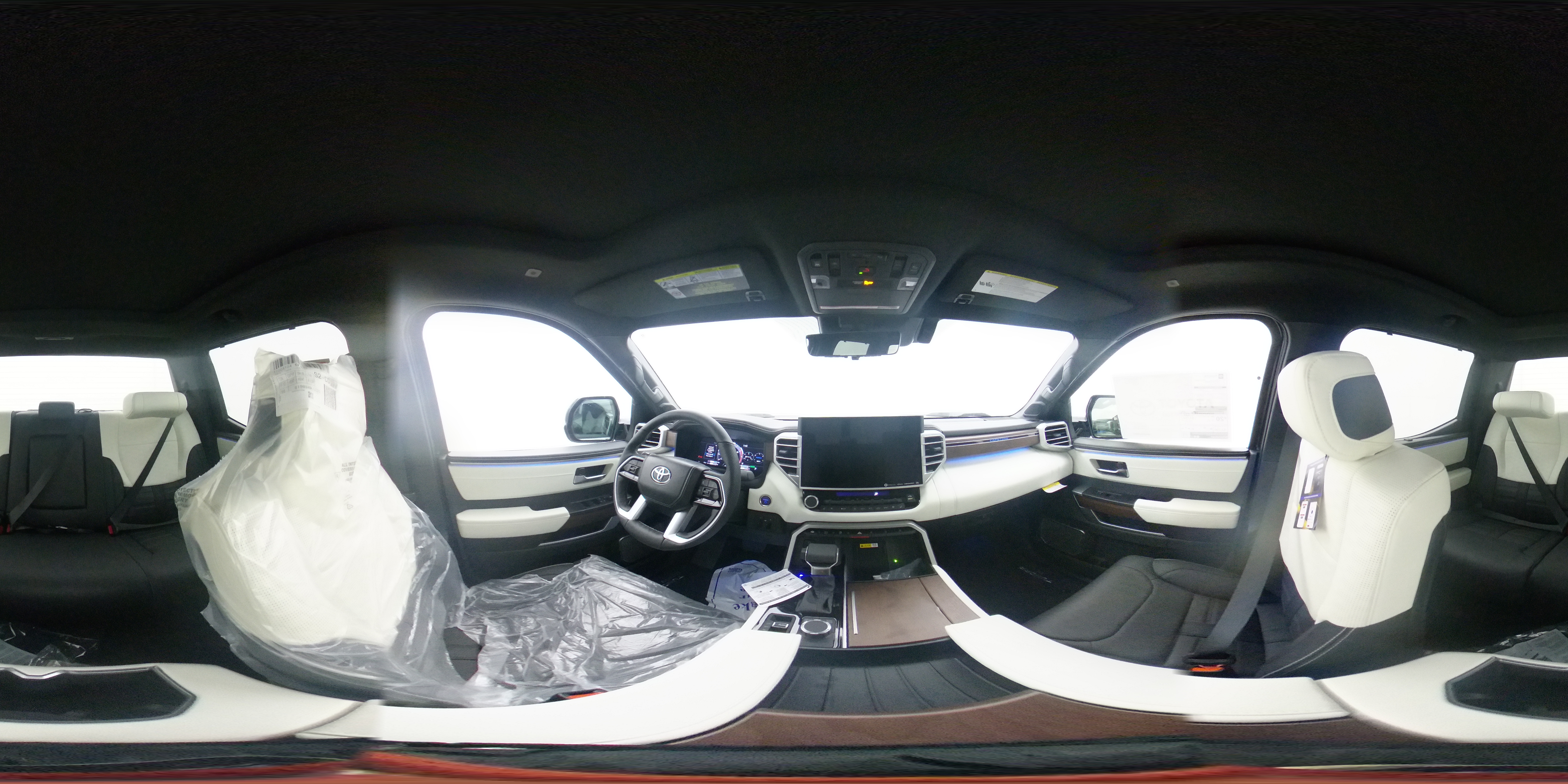 New 2024 MAGNETIC GRAY MET. Toyota Capstone 360 Panorama 1
