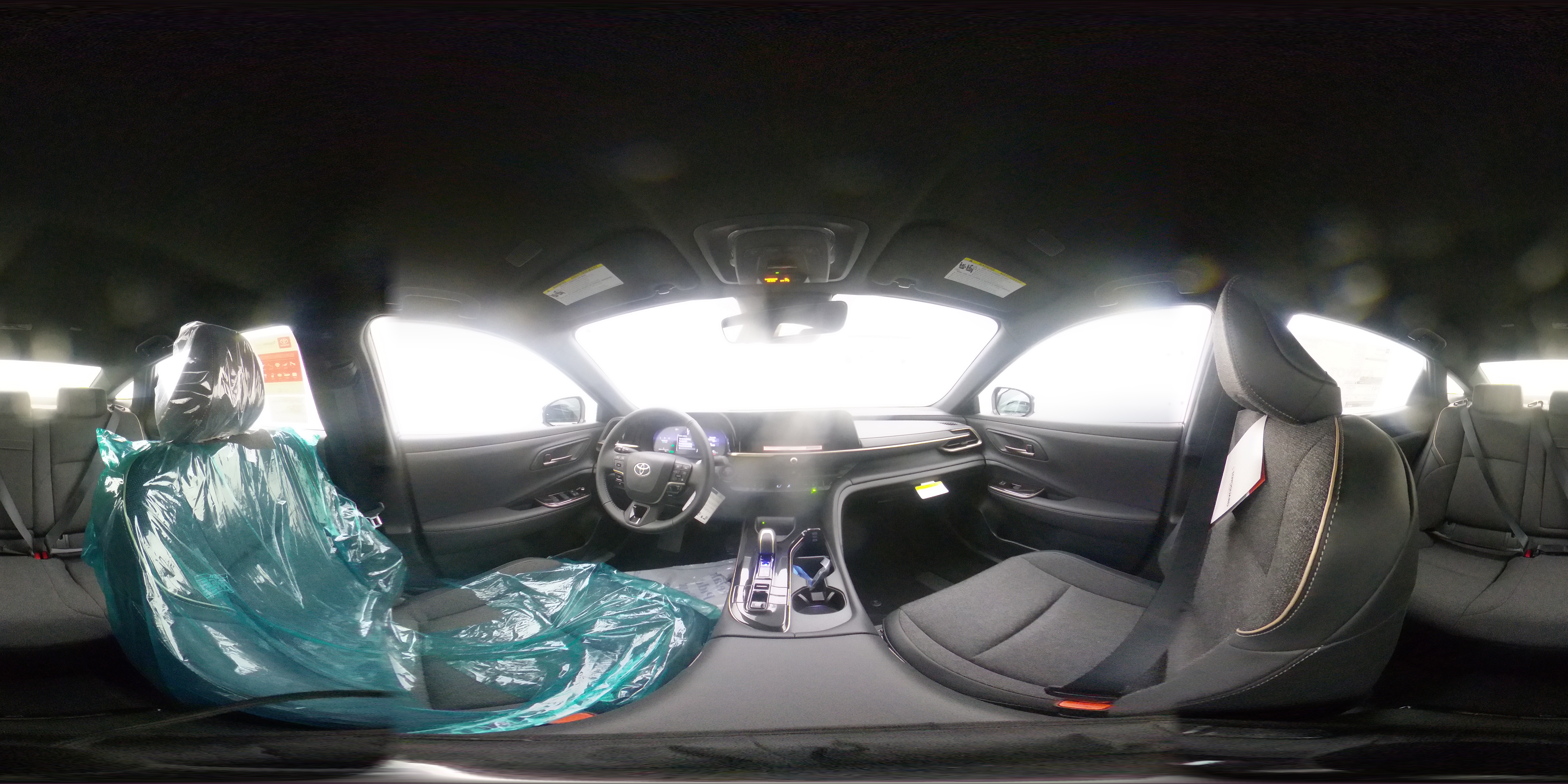New 2024 OXYGEN WHITE Toyota XLE                       360 Panorama 1